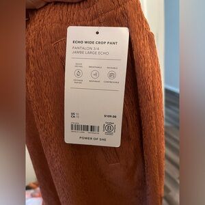 Athleta Wide Crop, Pant Size 10, NWT